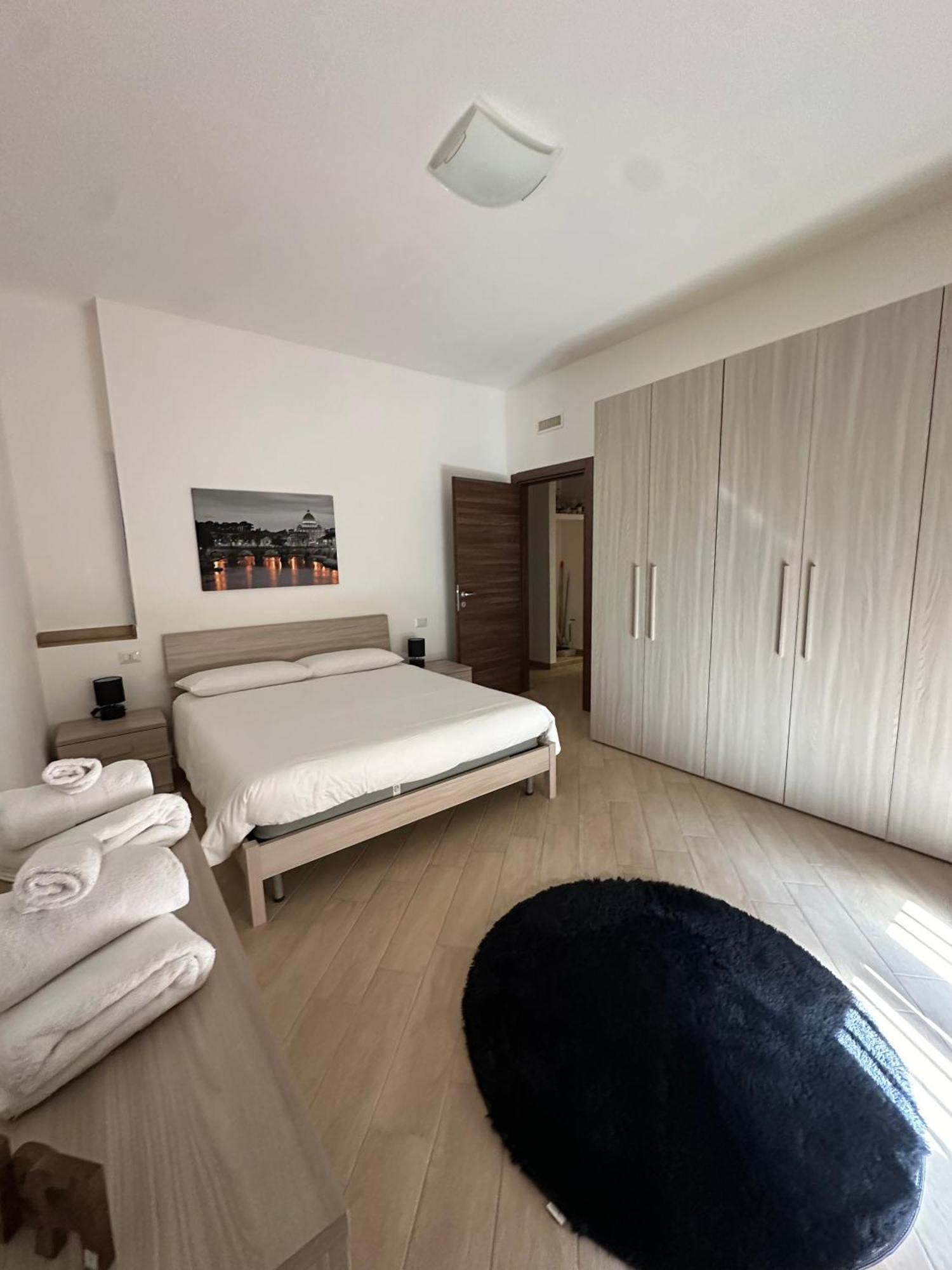 Livia'S Home Pomezia Dış mekan fotoğraf
