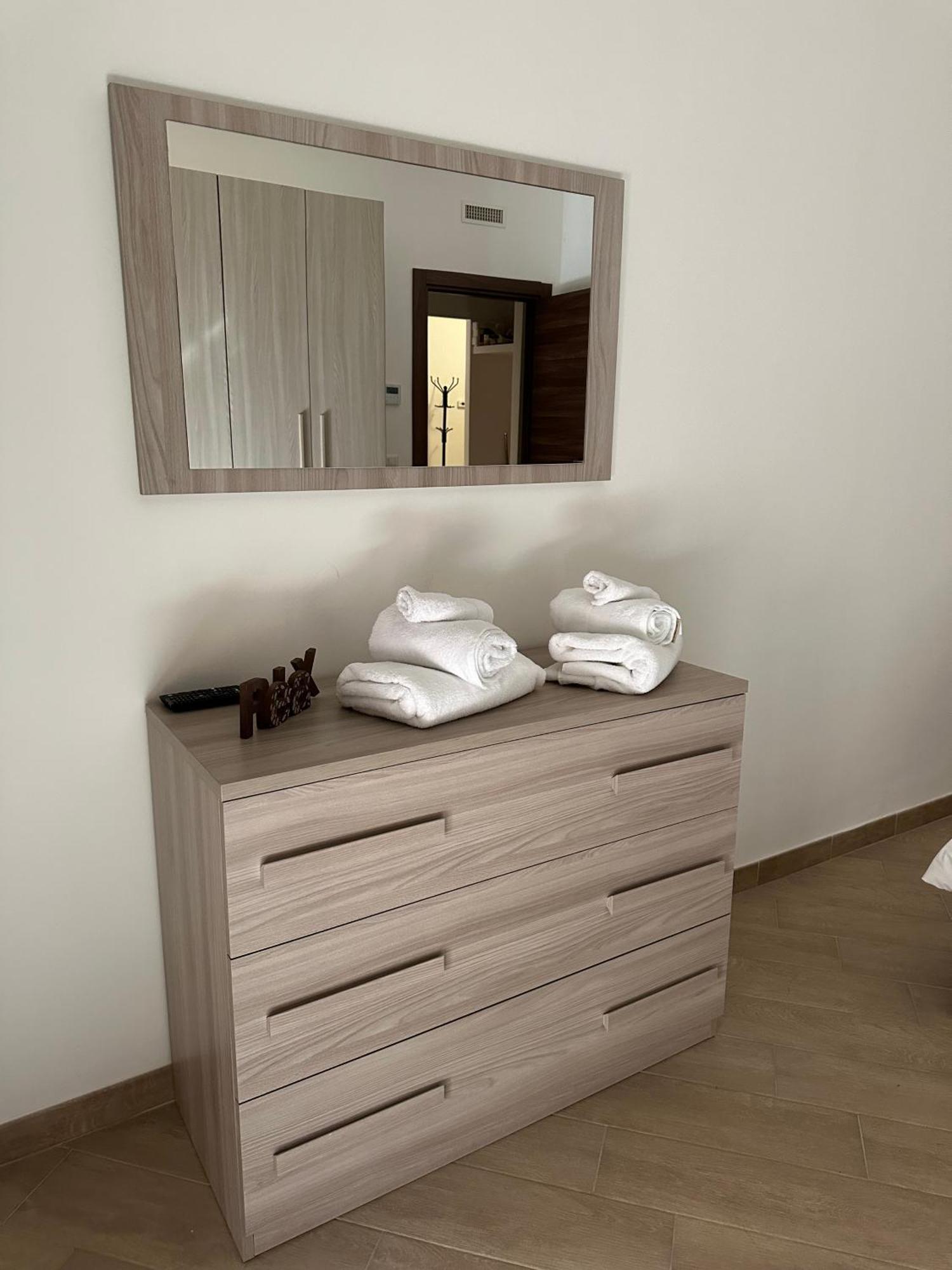 Livia'S Home Pomezia Dış mekan fotoğraf